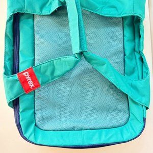 Pyrex 9"x13" 3-Quart Green / Blue Portable Carrying Case